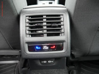 Volkswagen Golf (2024) 1.0ETSI, 1.maj,ČR, DSG, LED - náhled 18