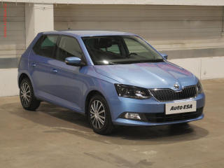 koda Fabia 1.0TSi, LED
