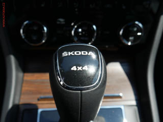 Škoda Superb (2023) 2.0 TDi 4x4, ČR, Scout, DSG - náhled 19