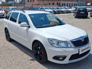 �koda Octavia 2.0 TDi, Navi, bixen, k��e
