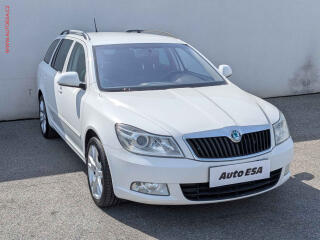 �koda Octavia 2.0TDi, �R, AC, tempo