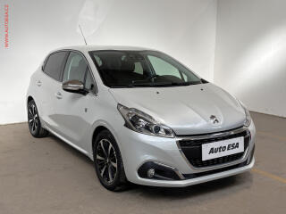 Peugeot 208 1.2 PT, TechEdition, navi