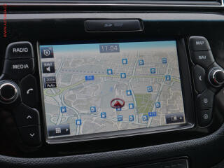 Kia Ceed (2016) 1.6 CRDi, ČR, AC, navi, park - náhled 13