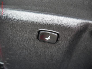 Kia Ceed (2016) 1.6 CRDi, ČR, AC, navi, park - náhled 17