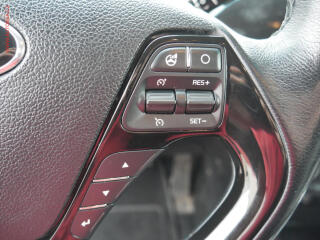 Kia Ceed (2016) 1.6 CRDi, ČR, AC, navi, park - náhled 23