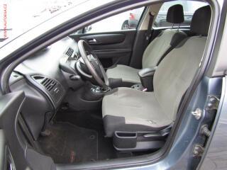 Citroën C4 (2007) 1.6i, AC, tempo - náhled 9