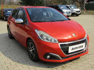 Peugeot 208 1.6HDi, Navi, AC