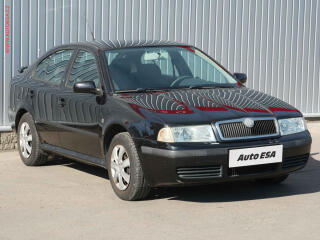 �koda Octavia 1.6 i, �R, Tour