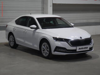 �koda Octavia 2.0 TDi, 1.maj, Style, DSG