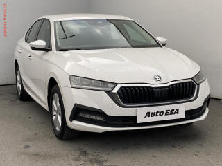 �koda Octavia 1.5TSi e-TEC, 1.maj,�R