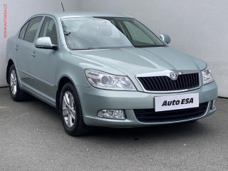 koda Octavia 1.4 TSi, Ambition, vhev sed