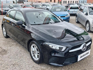 Mercedes-Benz 1.3L, �R, AT, navi, LED