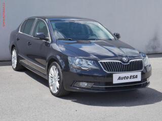 �koda Superb 2.0 TDi, 1.maj,�R, Elegance