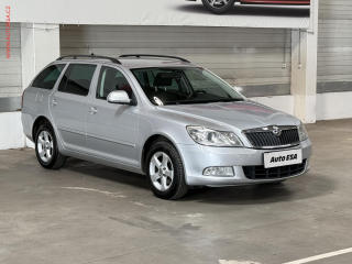koda Octavia 1.6TDI, Ambiente, navi