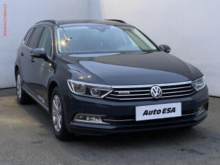 Volkswagen Passat 2.0TDi 4x4, Navi, park.�idla