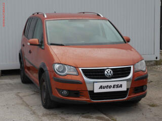 Volkswagen Touran 1.4TSi, CROSS, TZ