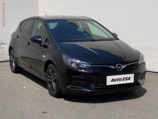 Opel Astra 1.2 T, LED, navi, kamera