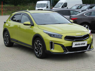 Kia XCeed 1.5T-GDi, �R, AT, LED, navi