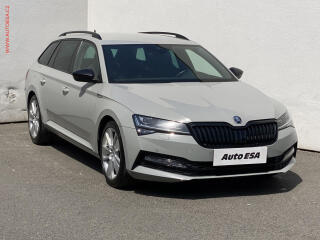 �koda Superb 2.0 TSI, �R, DSG, LED, navi
