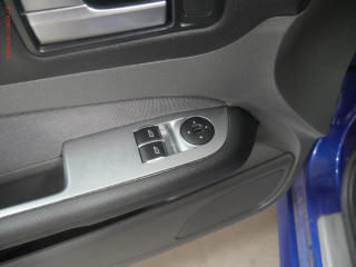 Ford Focus (2006) 2.5, xenon, autoAC - náhled 15