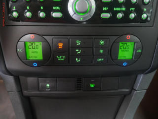 Ford Focus (2006) 2.5, xenon, autoAC - náhled 18