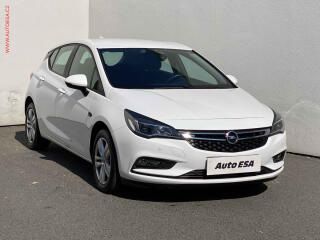 Opel Astra 1.4T, Edition, navi