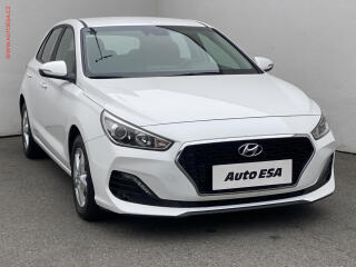 Hyundai i30 1.6CRDi, �R, AC, tempo, park