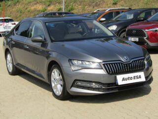 �koda Superb 2.0TDi 4x4, �R, DSG, navi
