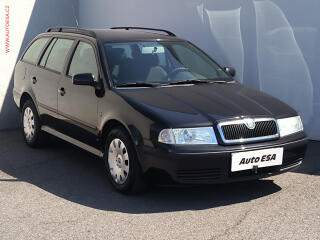 �koda Octavia 1.6i, AC