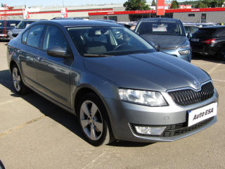 koda Octavia 1.8TSi, 1.maj,R, Elegance
