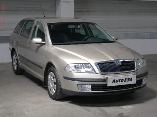 �koda Octavia 2.0 TDi, 1.maj,�R