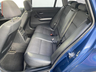 BMW Řada 3 (2006) 2.0i 318i, AC, park.asist - náhled 10