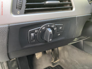 BMW Řada 3 (2006) 2.0i 318i, AC, park.asist - náhled 15