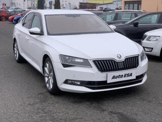 �koda Superb 1.6TDi, �R, Bixen, v�h�ev sed