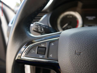 Škoda Octavia (2020) 1.5 TSi, 2.maj,ČR, Style - náhled 13