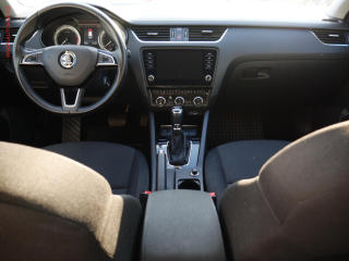 Škoda Octavia (2020) 1.5 TSi, 2.maj,ČR, Style - náhled 8