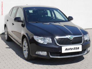 �koda Superb 2.0TDi, 2.maj,�R, DSG, bixen
