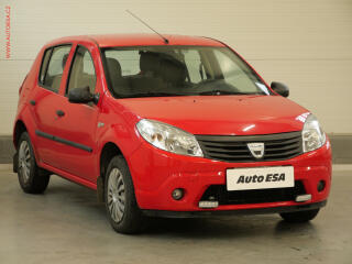 Dacia Sandero 1.4i, �R