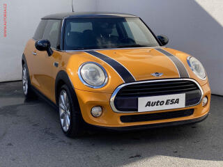Mini Cooper 1.5T, LED, navi, k��e