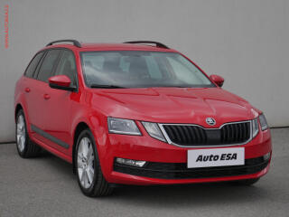 �koda Octavia 1.5 TSi, 1.maj,�R, LED, park
