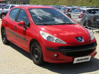 Peugeot 207 1.4i, 1.maj,�R, AC