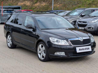 �koda Octavia 1.6 TDi, 1.maj, AC, park