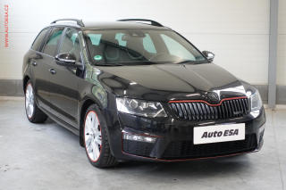 koda Octavia 2.0 TDi, RS, navi, bixen