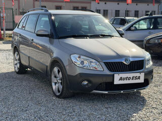 �koda Fabia 1.2 TSi, Scout, v�h�ev sed