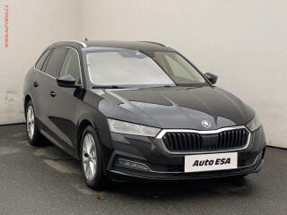 �koda Octavia 2.0 TDi, 1.maj,�R, Style