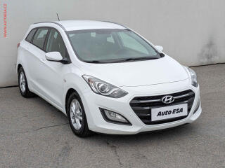 Hyundai i30 1.6 GDi, �R, AC, tempo, park