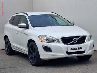 Volvo XC60 2.4 D5 AWD, R-design