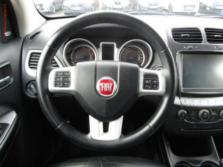 Fiat Freemont (2016) 2.0 JTD 4x4, 7míst, AT, navi - náhled 11