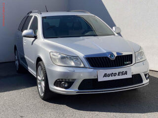 �koda Octavia 2.0 TDi, RS, xenon, AC