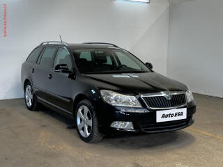 �koda Octavia 1.6 TDi, Elegance, navi